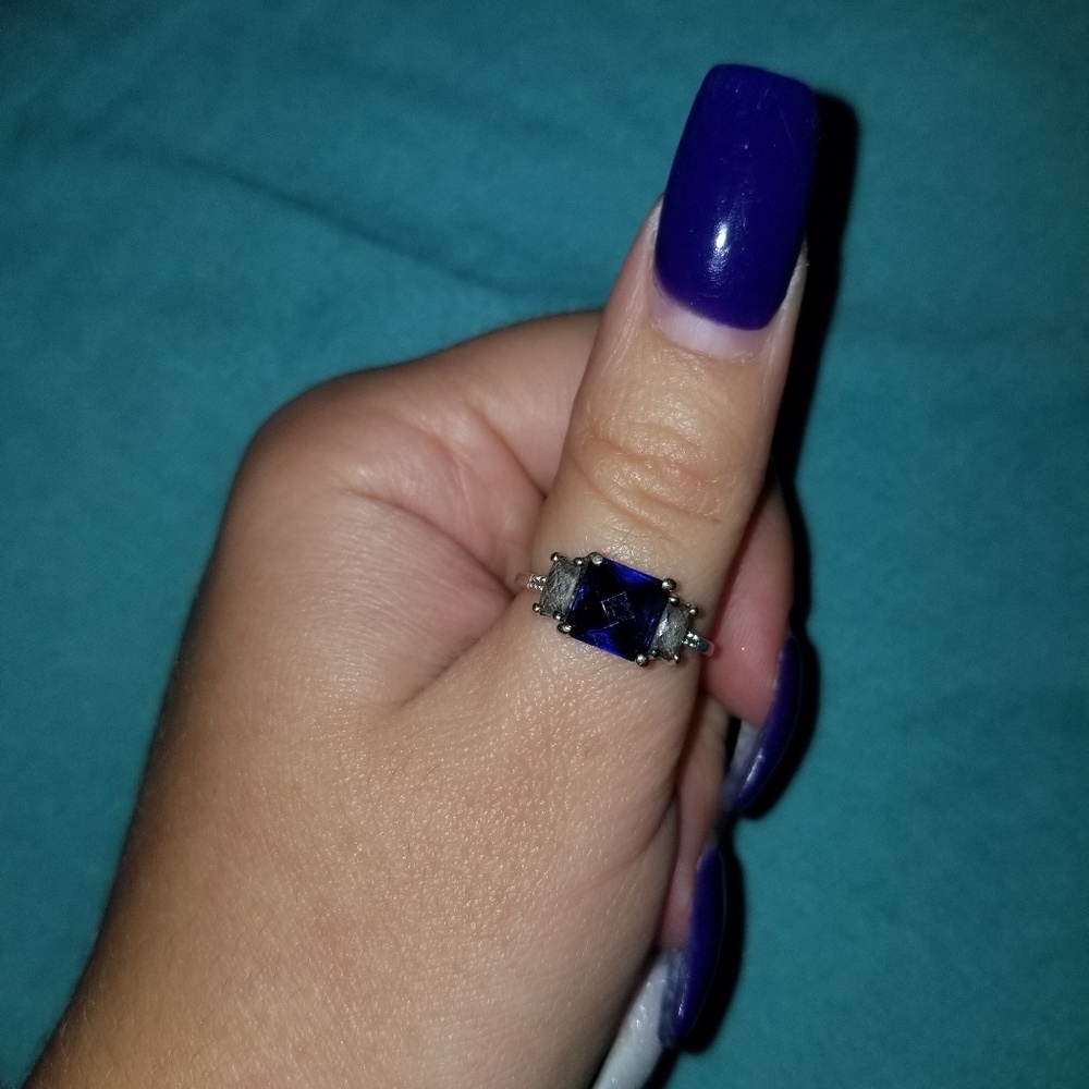 Sapphire ring